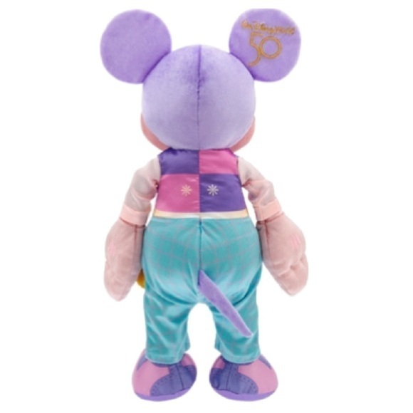 Limited Edition 𝅺Mickey Mouse The Main Attraction It’s A Small World. - Picture 6 of 11